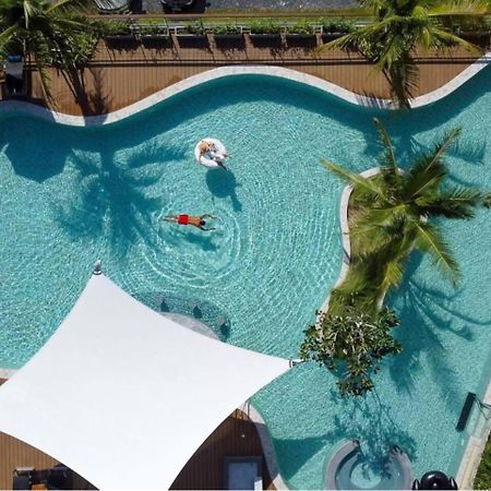 Skyview Resort Phuket Patong Beach Zewnętrze zdjęcie Aerial view of the pool at the Hotel