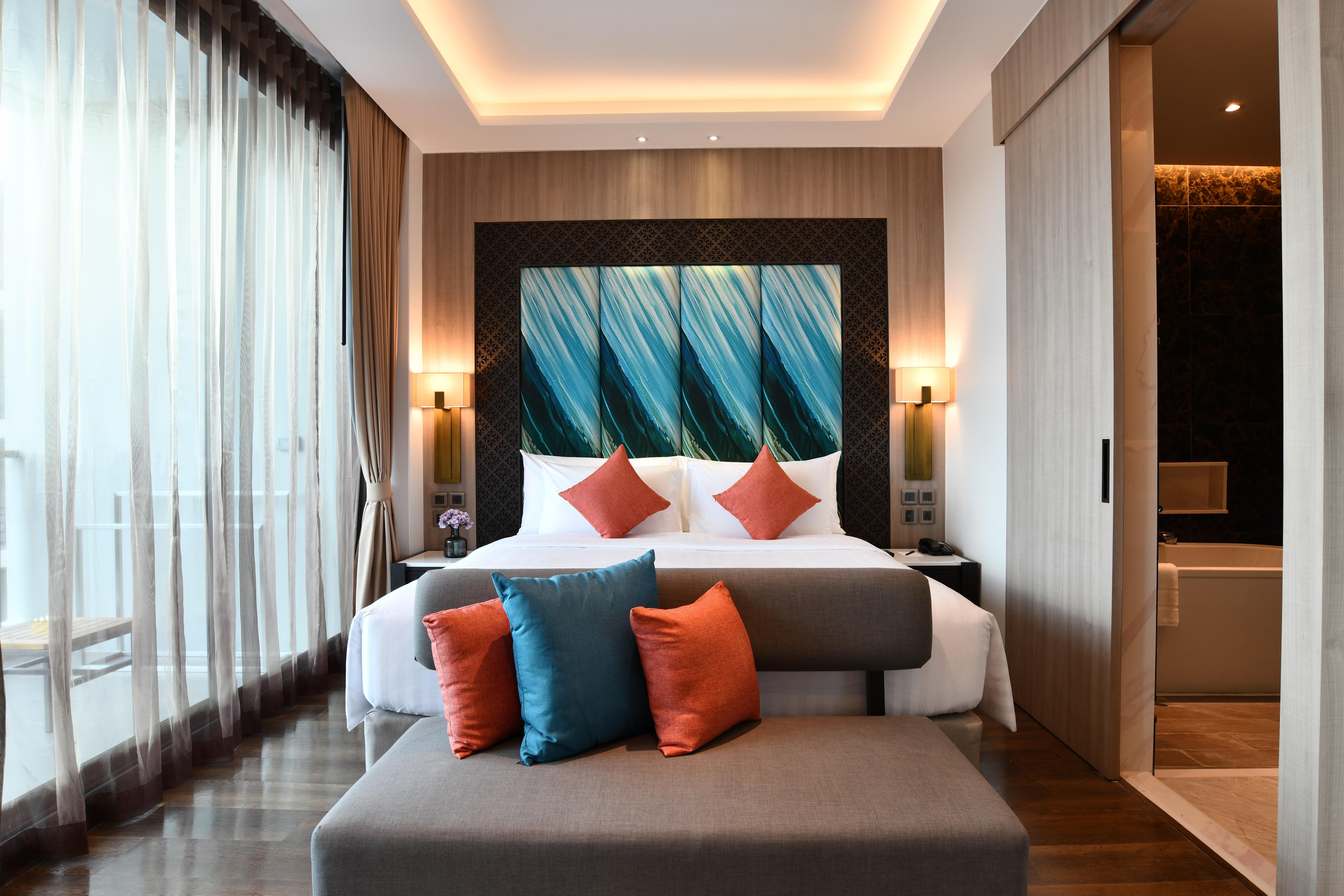 Skyview Resort Phuket Patong Beach Zewnętrze zdjęcie A bedroom at the hotel