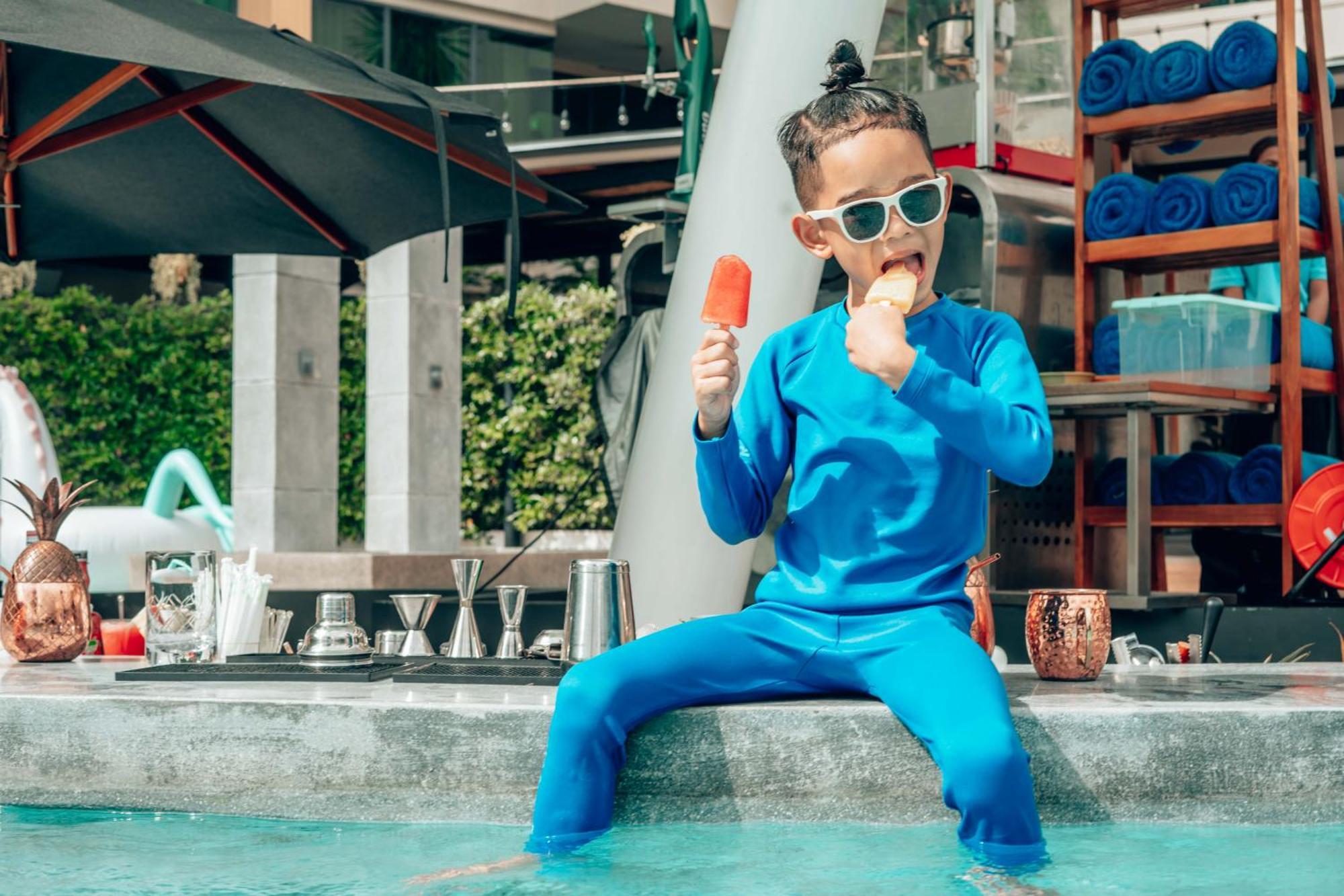 Skyview Resort Phuket Patong Beach Zewnętrze zdjęcie DJ Baby K
