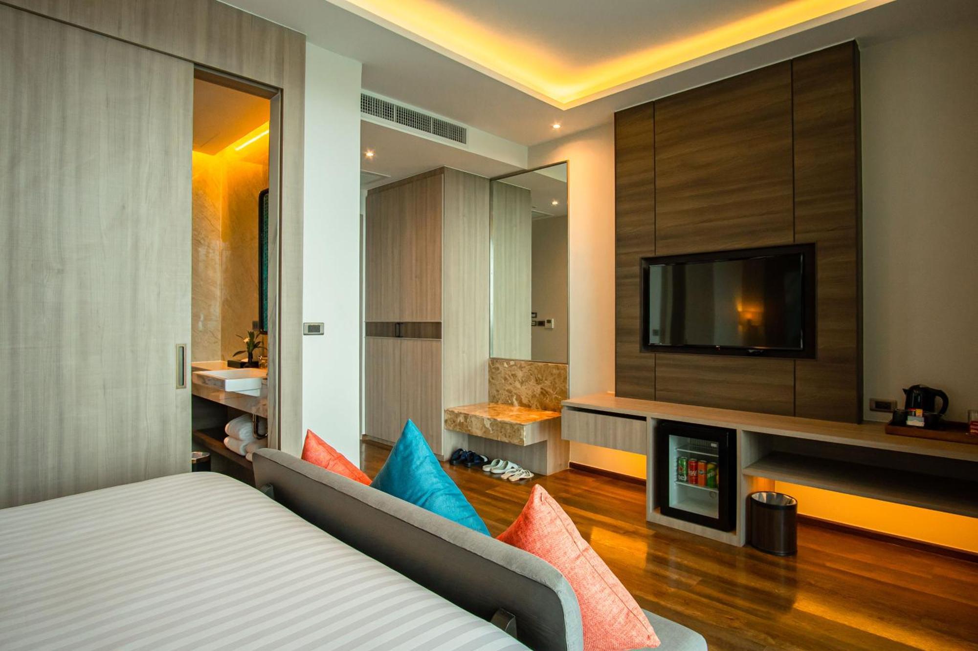 Skyview Resort Phuket Patong Beach Zewnętrze zdjęcie Deluxe Room